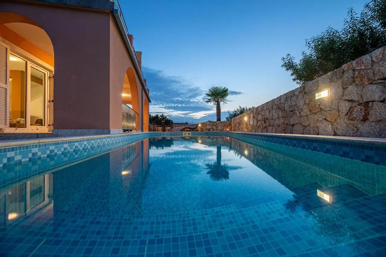 Villa Mali Raj Silo  0*, Silo (Krk) Croatia