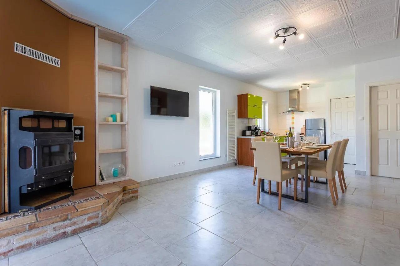 Holiday home Villa Mali Raj Silo